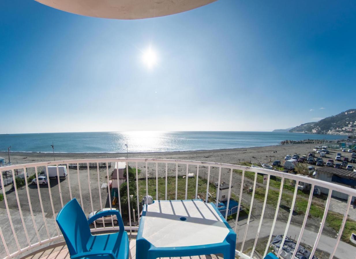 Hotel Sirenella Mele Buitenkant foto